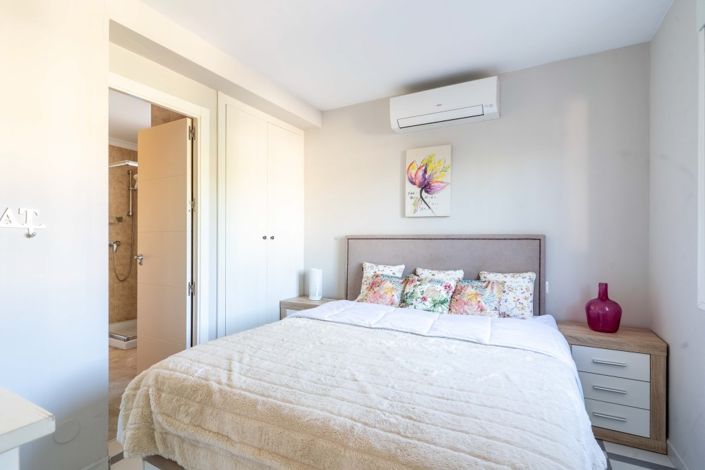 Image No.13-3 Bed Villa for sale