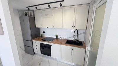 bzpaap118362952841024v0c272