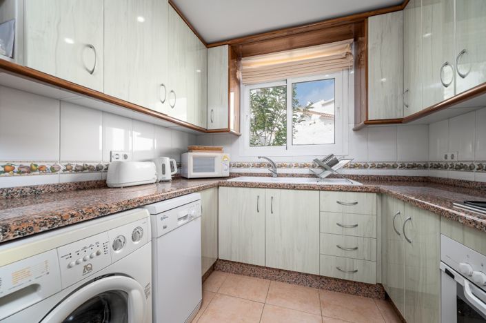 Image No.27-9 Bed Villa for sale