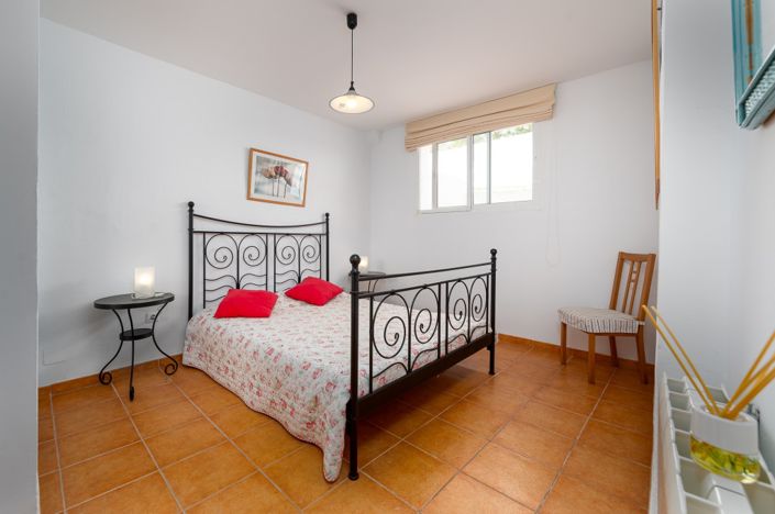 Image No.42-9 Bed Villa for sale