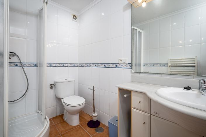 Image No.46-9 Bed Villa for sale