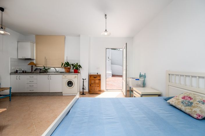 Image No.51-9 Bed Villa for sale