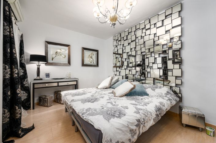 Image No.24-4 Bed Semi-Detached for sale