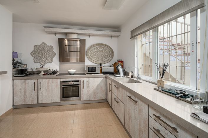 Image No.31-4 Bed Semi-Detached for sale