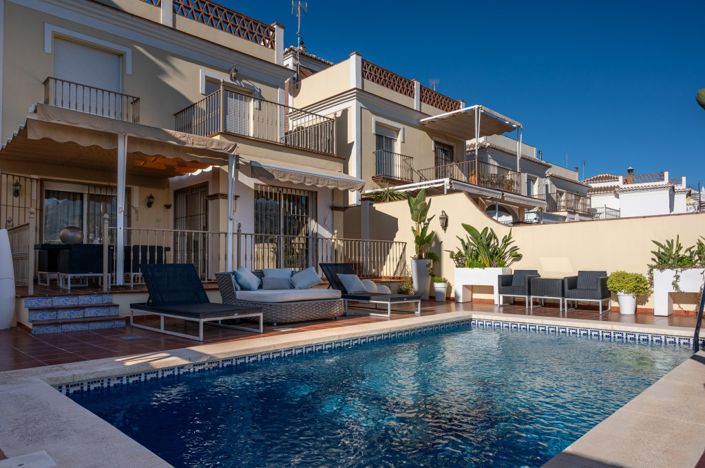 Image No.38-4 Bed Villa for sale