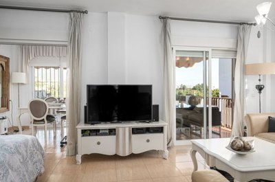 bzpaap118252954191024v094b8