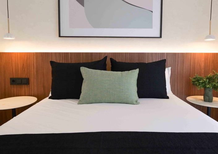 Image No.16-2 Bed Property for sale