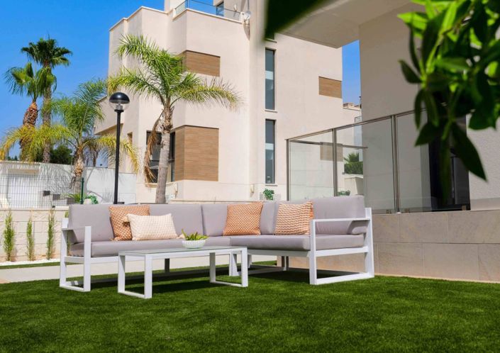 Image No.22-2 Bed Property for sale