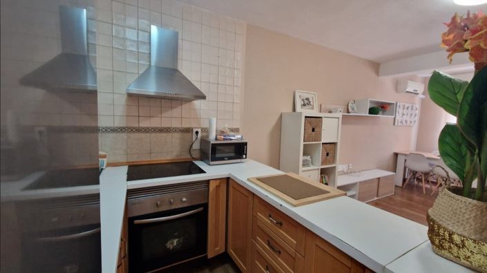 Image No.6-3 Bed Property for sale