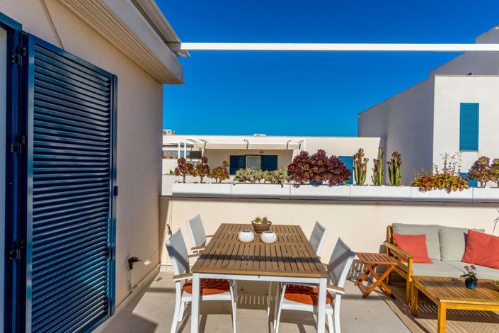 Image No.19-2 Bed Apartment for sale