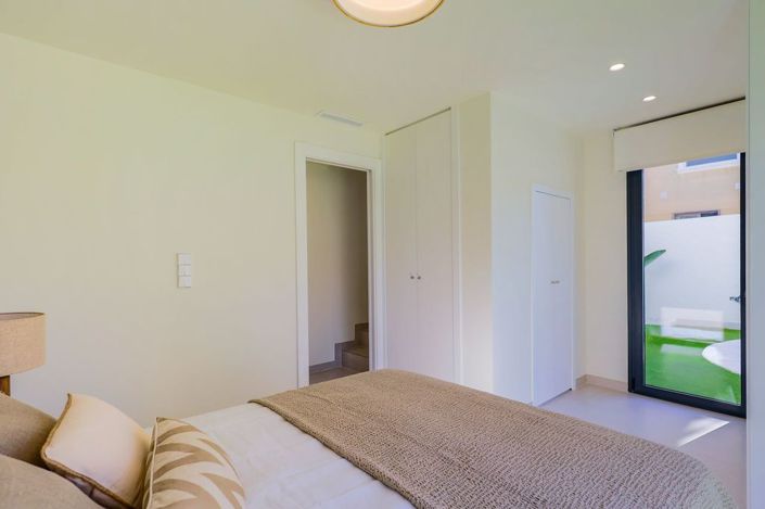 Image No.17-3 Bed Villa for sale