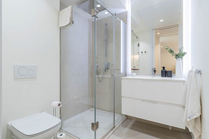 Image No.18-2 Bed Apartment for sale