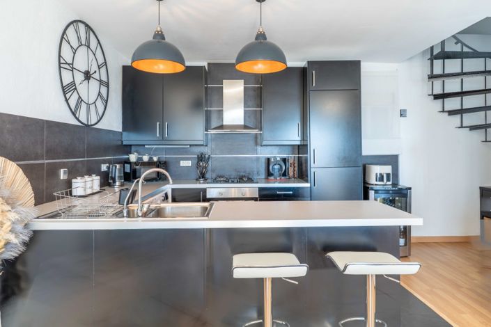 Image No.27-3 Bed Semi-Detached for sale