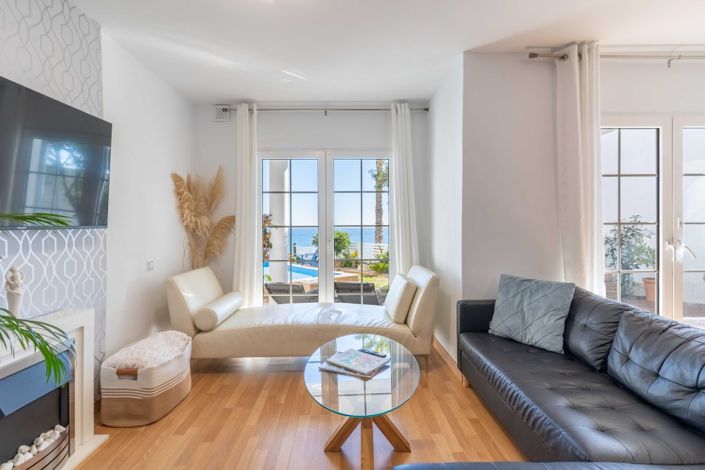 Image No.30-3 Bed Semi-Detached for sale