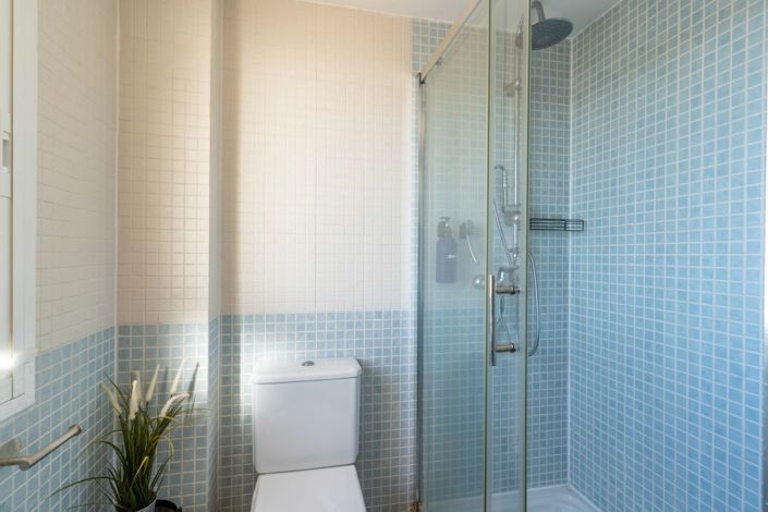 Image No.30-3 Bed Townhouse for sale