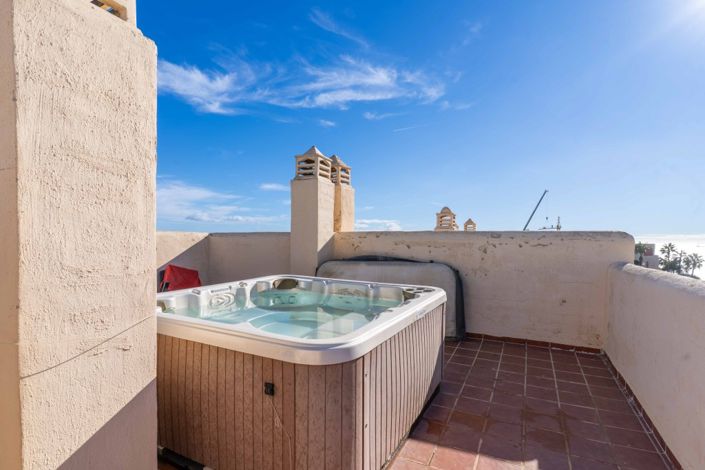 Image No.4-3 Bed Townhouse for sale