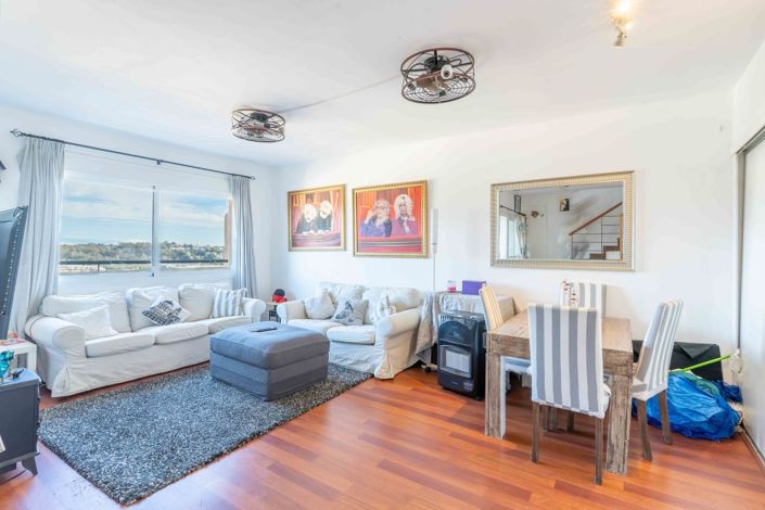 Image No.8-3 Bed Townhouse for sale