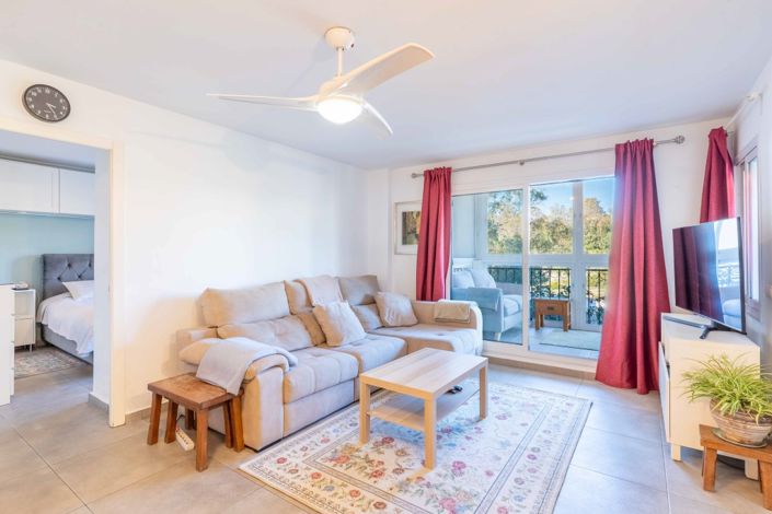 Image No.10-3 Bed Semi-Detached for sale