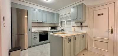 bzpaap118622967051024v0000a