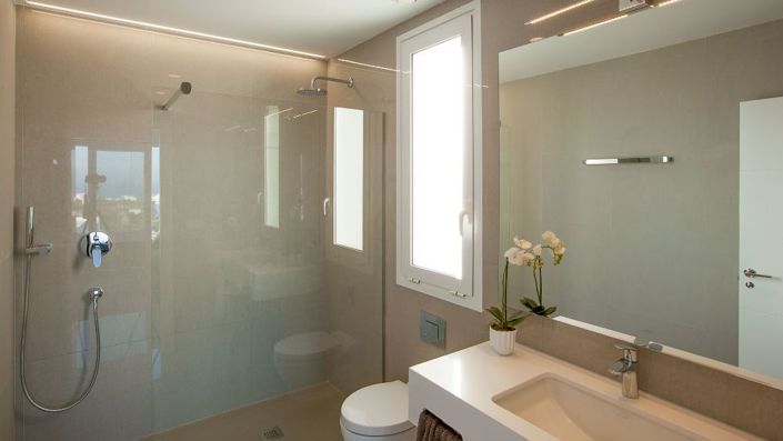 Image No.9-4 Bed Villa for sale