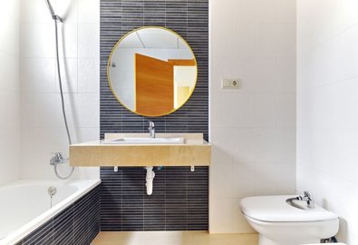 BATHROOMBATHROOMBATHROOM