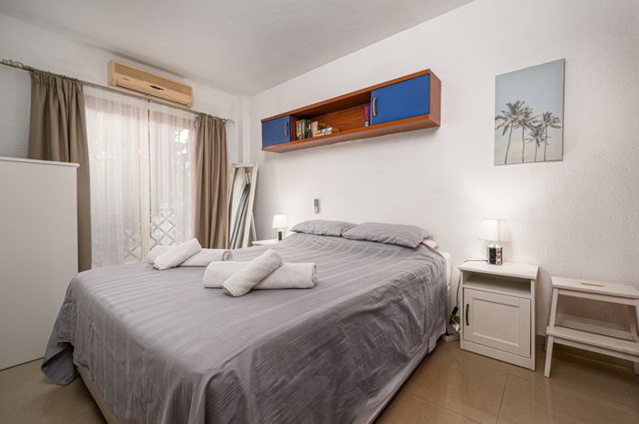 Image No.12-2 Bed Apartment for sale