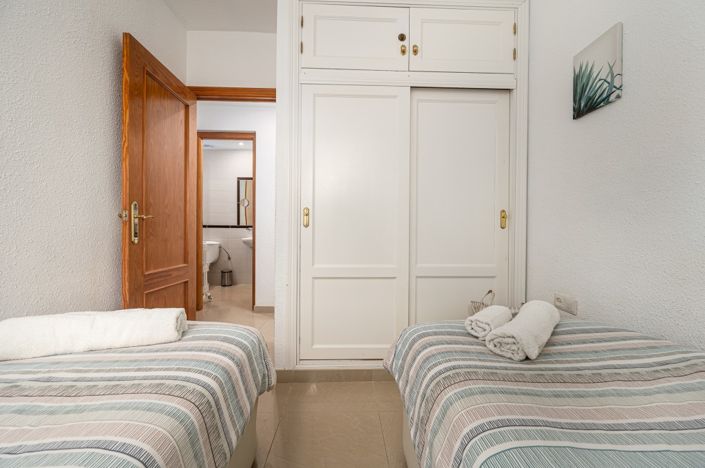 Image No.16-2 Bed Apartment for sale