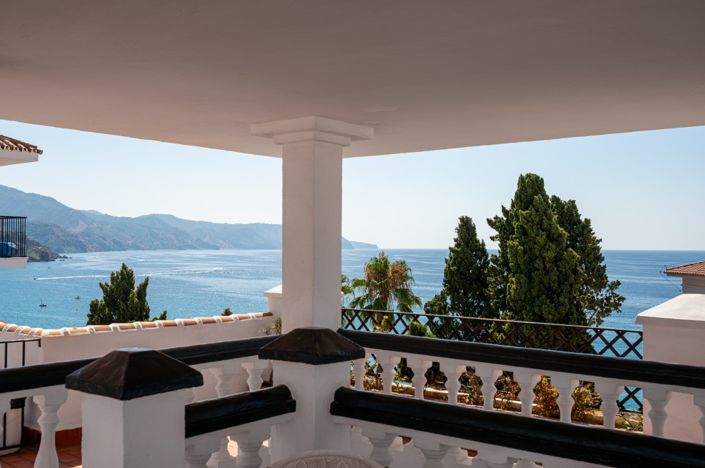 Image No.19-2 Bed Apartment for sale