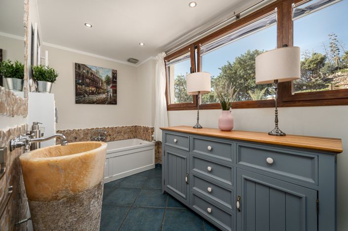 Image No.20-4 Bed Villa for sale