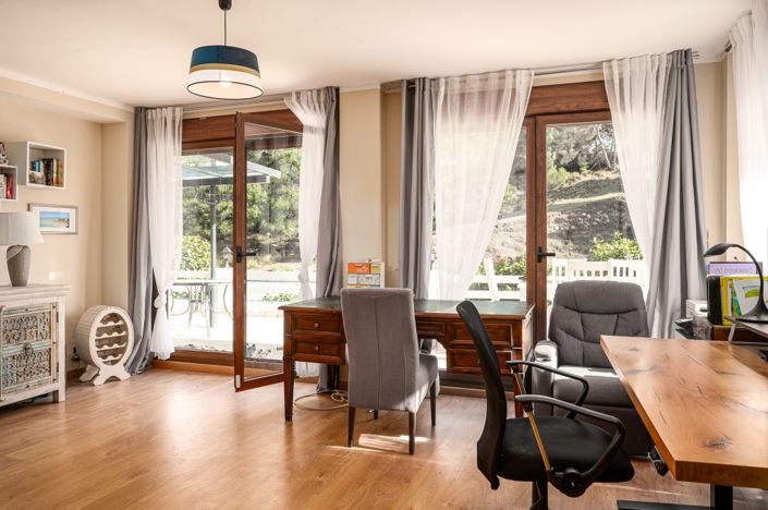 Image No.28-4 Bed Villa for sale