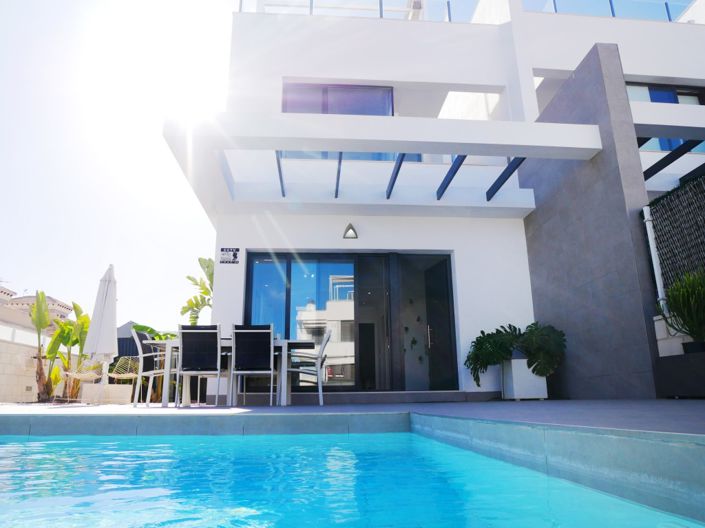 Image No.1-3 Bed Semi-Detached for sale