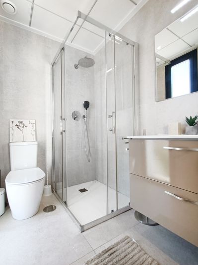 Image No.21-3 Bed Semi-Detached for sale