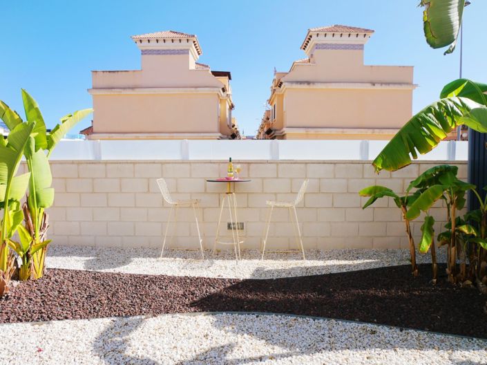 Image No.45-3 Bed Semi-Detached for sale