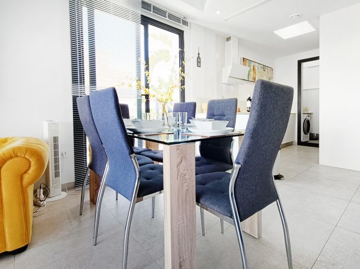 Image No.9-3 Bed Semi-Detached for sale