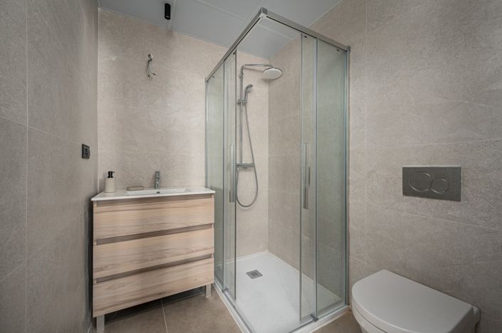 Image No.18-2 Bed Apartment for sale