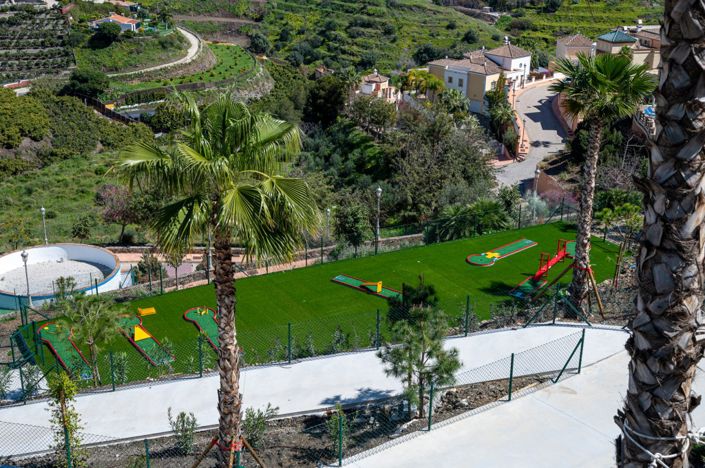 Image No.24-2 Bed Apartment for sale