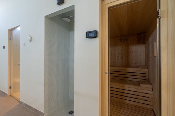 Image No.32-2 Bed Apartment for sale