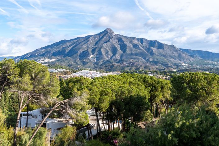 Image No.2-3 Bed Property for sale