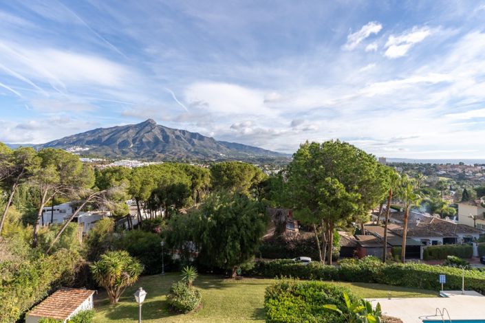 Image No.29-3 Bed Property for sale