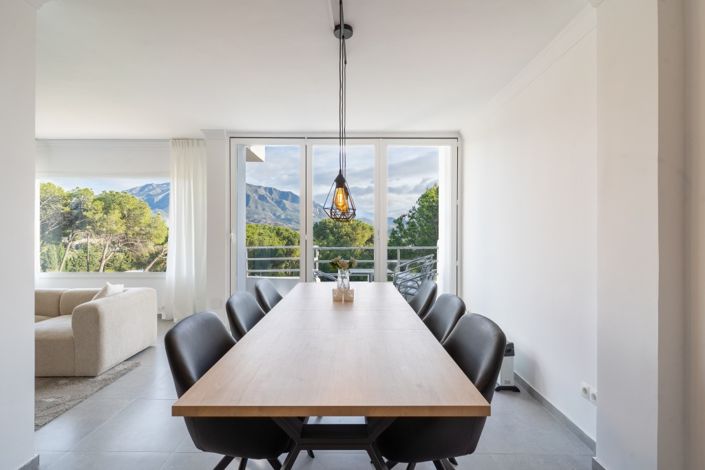 Image No.7-3 Bed Property for sale