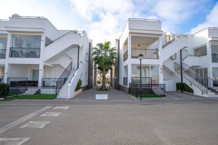 Image No.29-2 Bed Property for sale