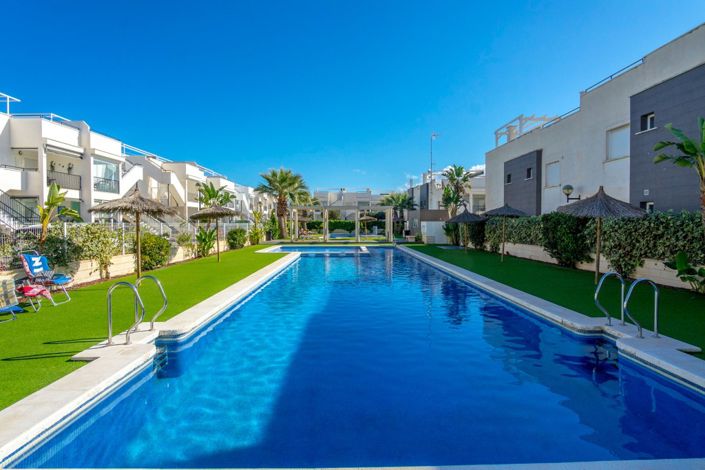 Image No.31-2 Bed Property for sale