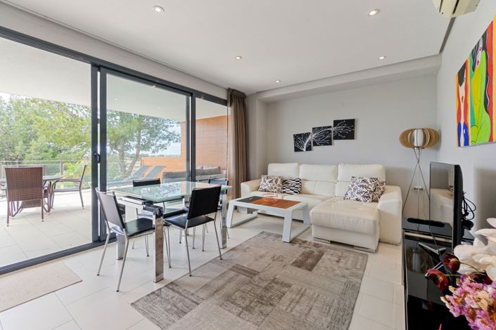 Image No.5-2 Bed Property for sale