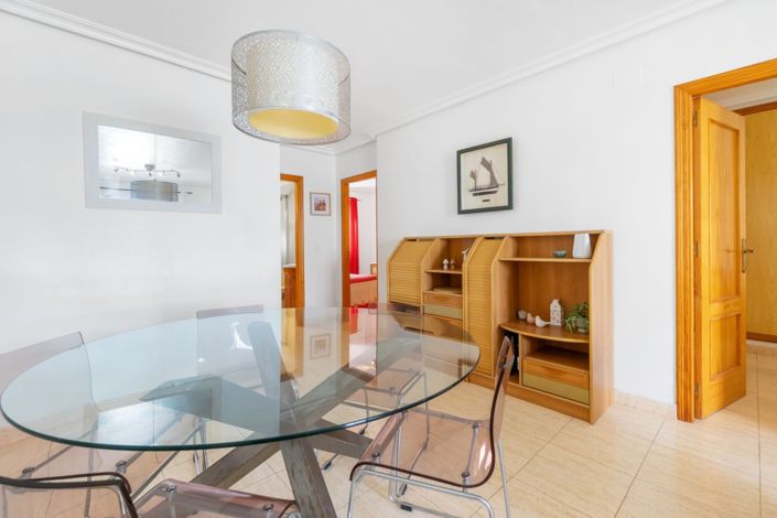 Image No.11-3 Bed Property for sale