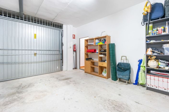 Image No.22-3 Bed Property for sale