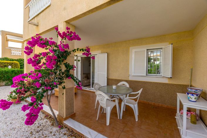 Image No.4-3 Bed Property for sale