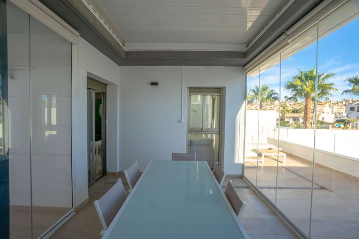 Image No.21-4 Bed Semi-Detached for sale