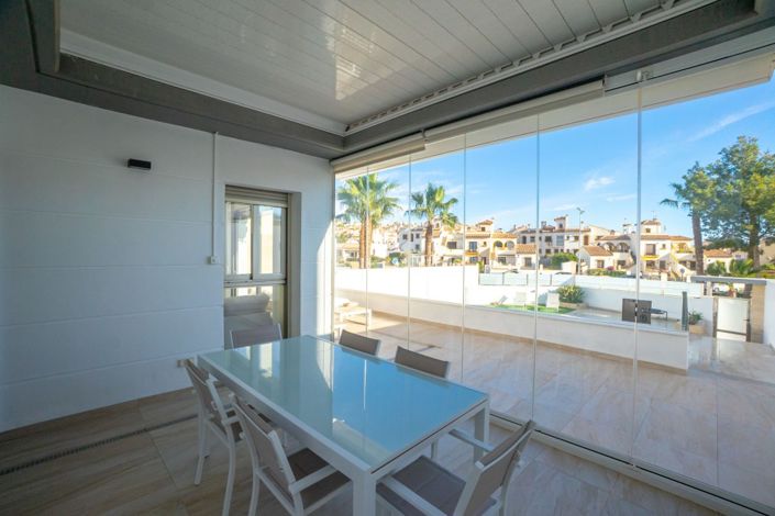 Image No.22-4 Bed Semi-Detached for sale