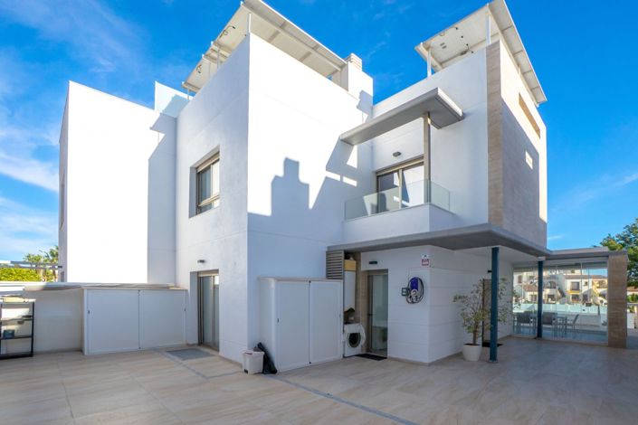 Image No.35-4 Bed Semi-Detached for sale