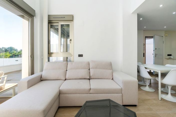 Image No.5-4 Bed Semi-Detached for sale